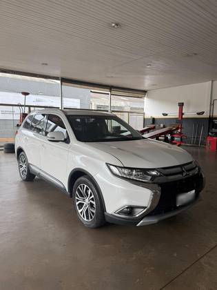 MITSUBISHI OUTLANDER 2.0 COMFORT 16V GASOLINA 4P AUTOMÁTICO